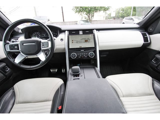 Used 2022 Land Rover Discovery S R-Dynamic image 8