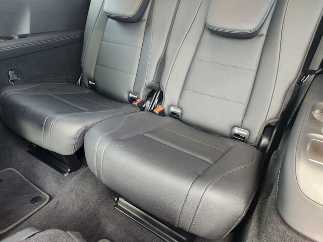 Used 2025 Mercedes-Benz GLS 450 4MATIC image 31