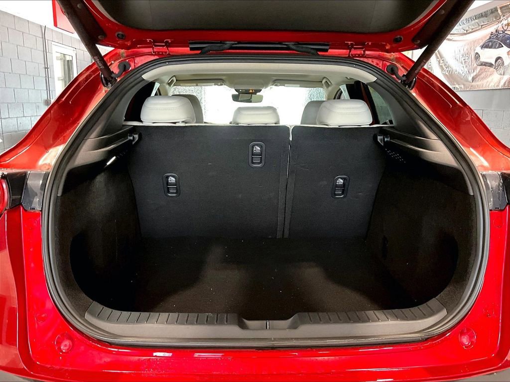 Used 2023 MAZDA CX-30 AWD 2.5 S w/ Premium Package image 26