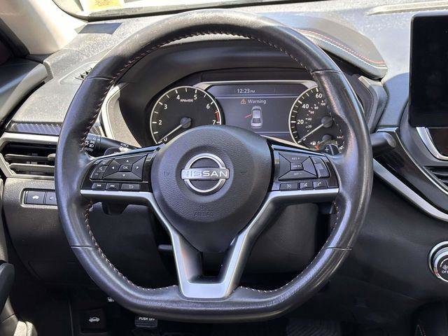 Used 2023 Nissan Altima 2.5 SR w/ SR Premium Package FWD image 20