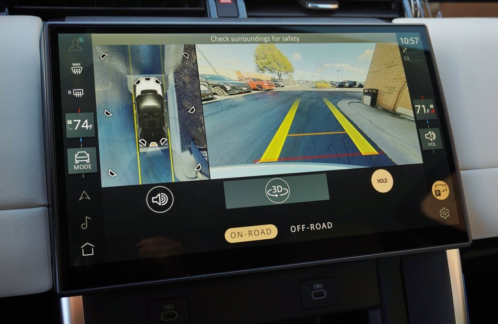 New 2025 Land Rover Discovery Sport S image 23