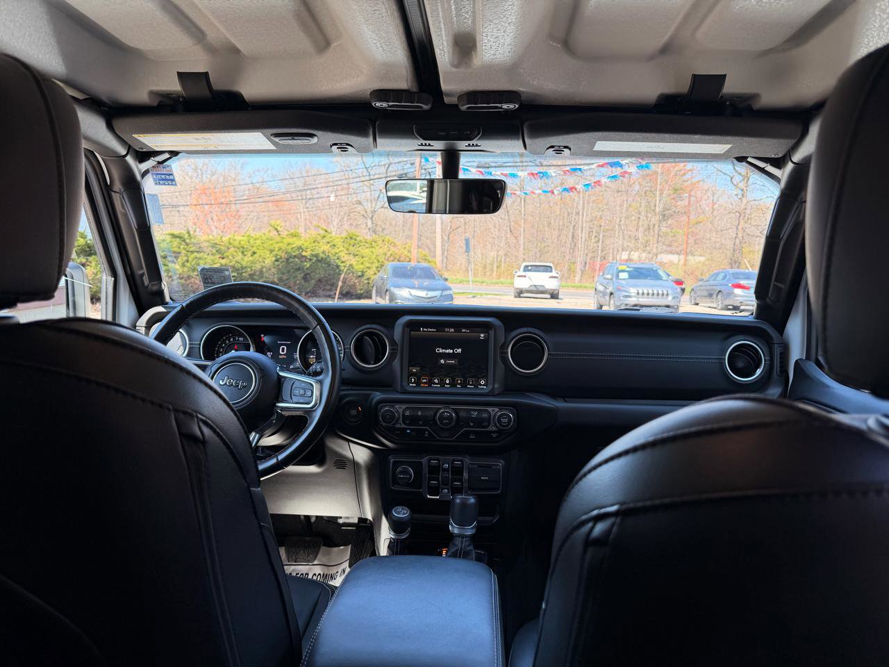Used 2023 Jeep Wrangler Sahara w/ Cold Weather Group AWD/4WD image 23
