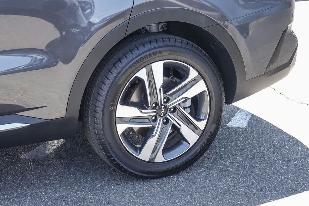 Certified 2023 Kia Sorento SX Prestige AWD/4WD image 9