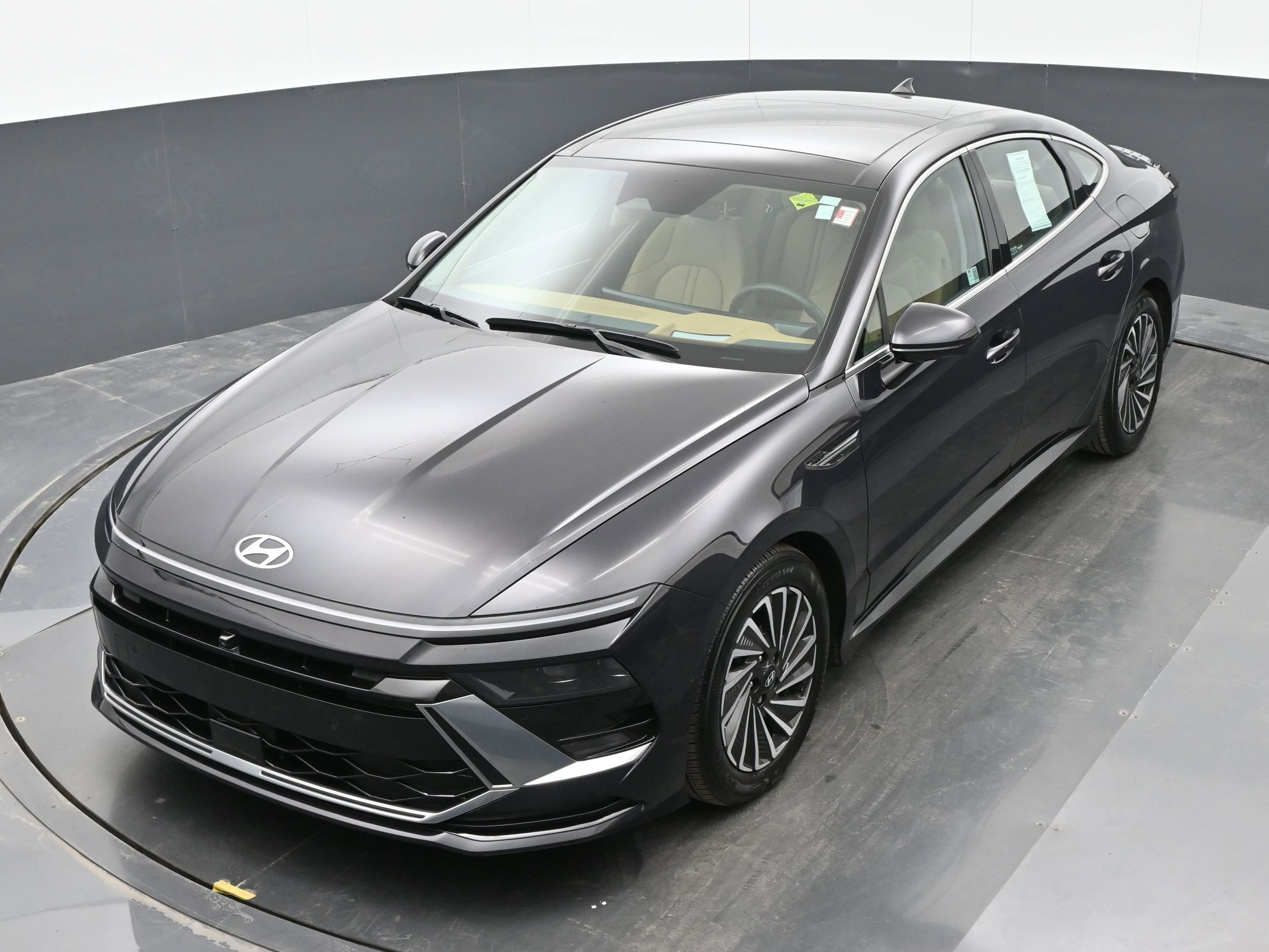 Certified 2025 Hyundai Sonata Limited image 32