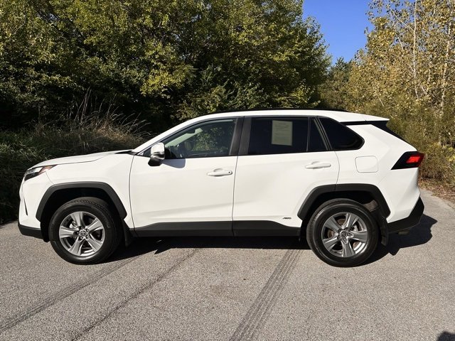 Used 2024 Toyota RAV4 XLE image 7