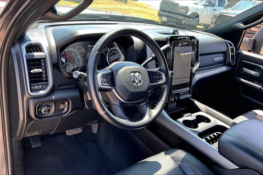 Used 2024 RAM 3500 Big Horn w/ Sport Appearance Package AWD/4WD image 15