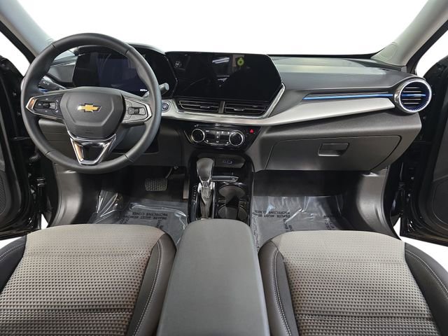 New 2026 Chevrolet Trax LT w/ Driver Confidence Package image 12