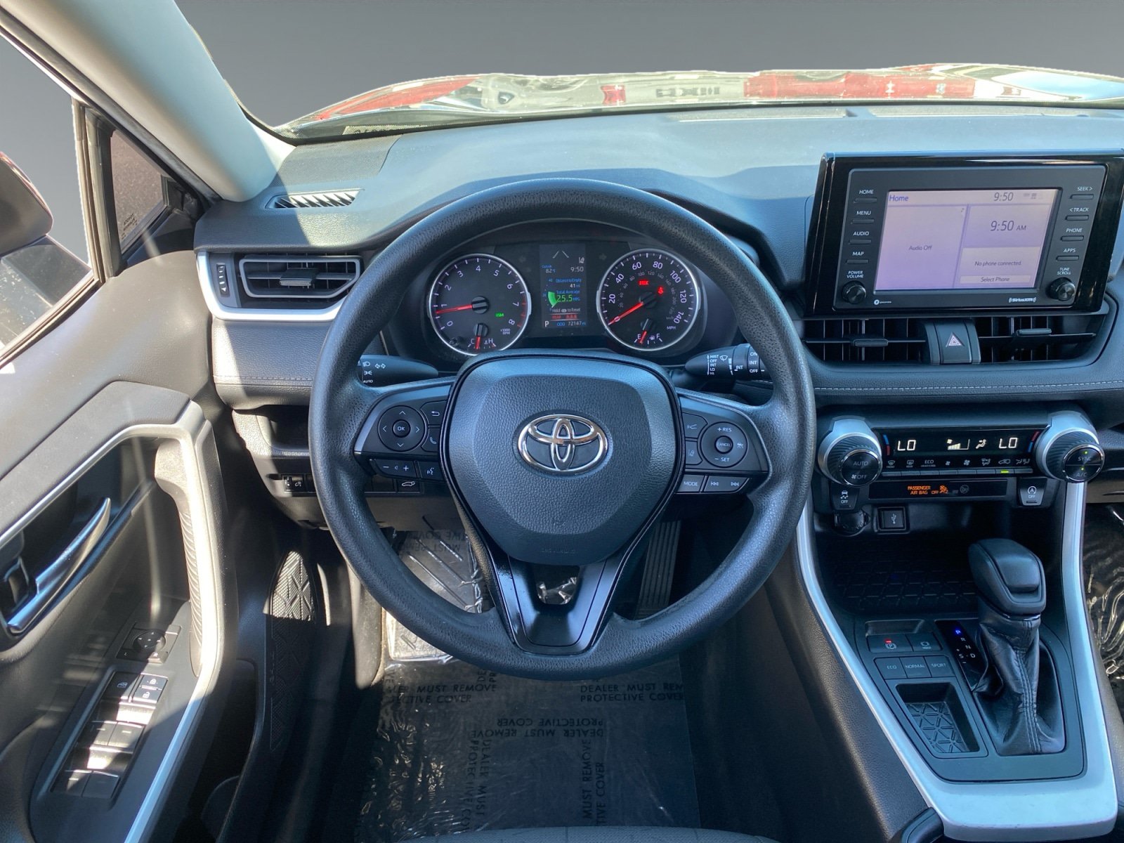 Used 2022 Toyota RAV4 XLE w/ Convenience Package FWD image 12