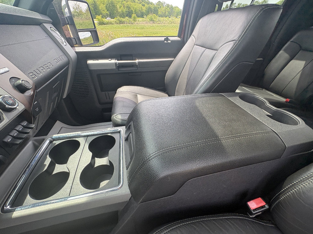 Used 2015 Ford F350 Lariat w/ Lariat Ultimate Package AWD/4WD image 34