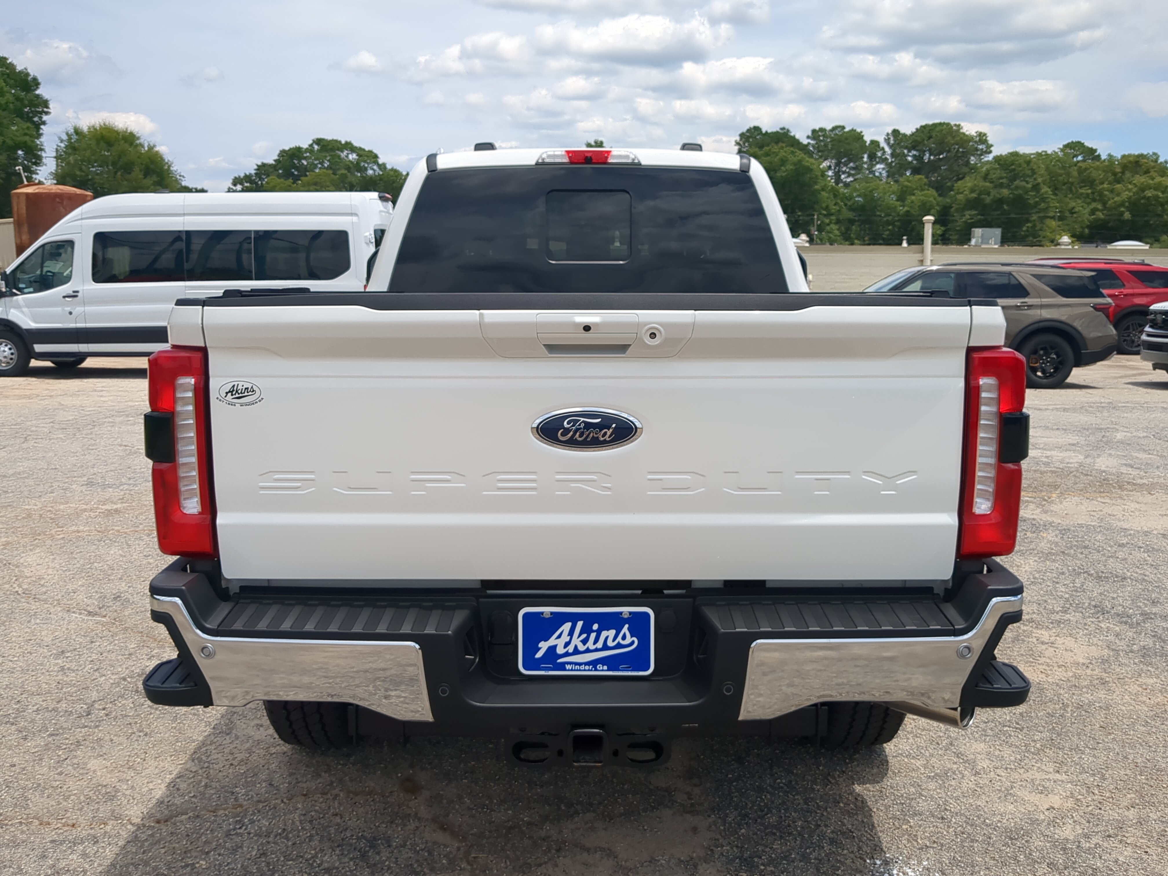 Certified 2026 Ford F350 Lariat w/ Lariat Ultimate Package AWD/4WD image 4