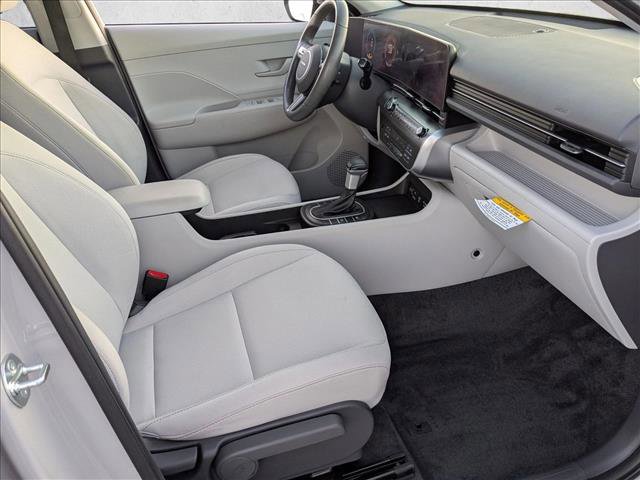 Used 2025 Hyundai Kona SEL FWD image 21