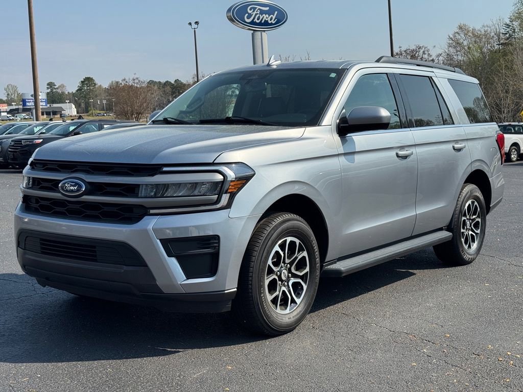 Used 2024 Ford Expedition XLT image 8