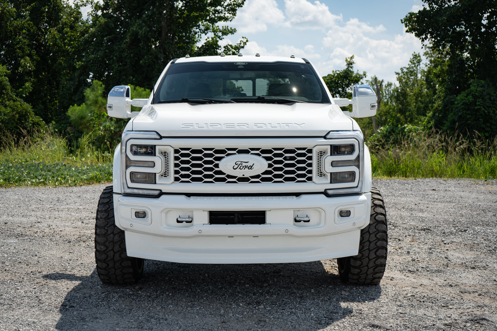 Used 2024 Ford F450 Platinum w/ FX4 Off-Road Package AWD/4WD image 8