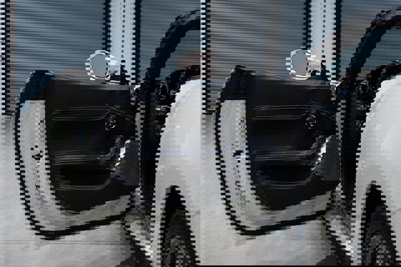 Used 2019 Ferrari Portofino image 28