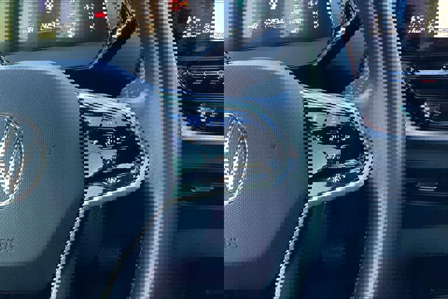 Used 2021 Volkswagen ID.4 Pro image 25