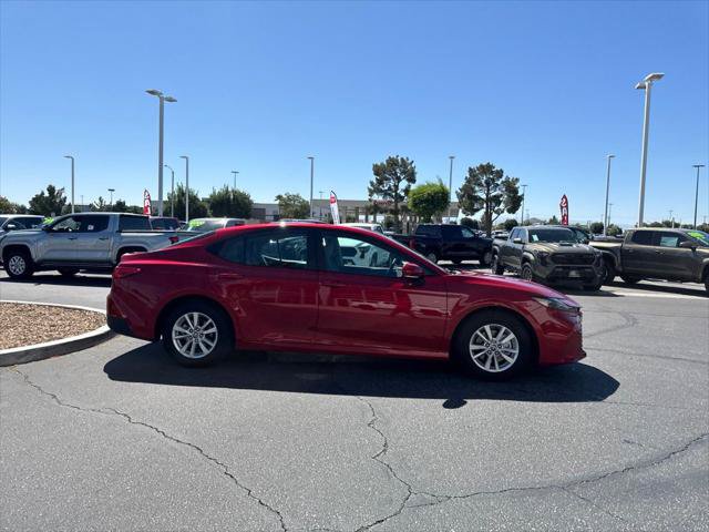 Certified 2025 Toyota Camry LE FWD image 5