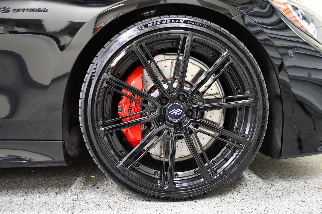 Used 2015 Mercedes-Benz S 63 AMG S 63 AMG AWD 4MATIC 2dr Coupe image 27