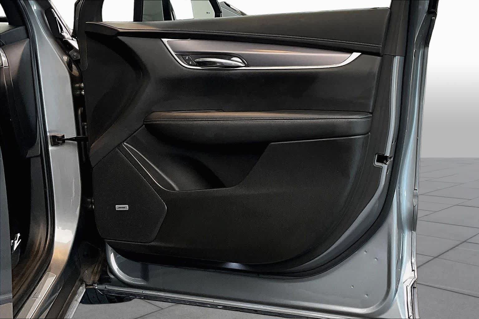 Used 2023 Cadillac XT6 Luxury FWD image 23