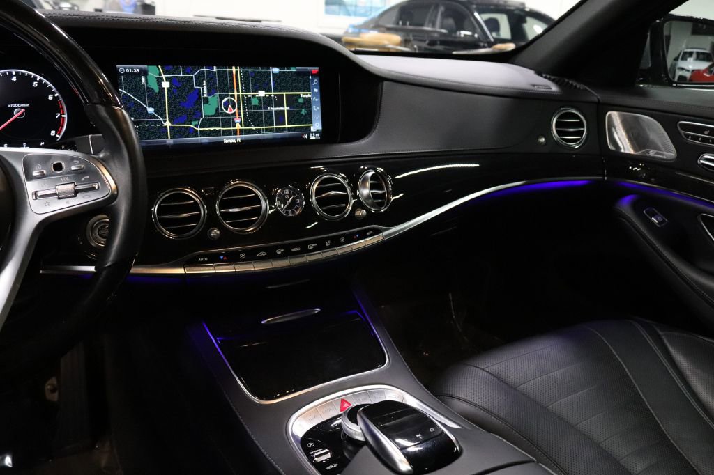Used 2018 Mercedes-Benz S 560 Sedan image 29