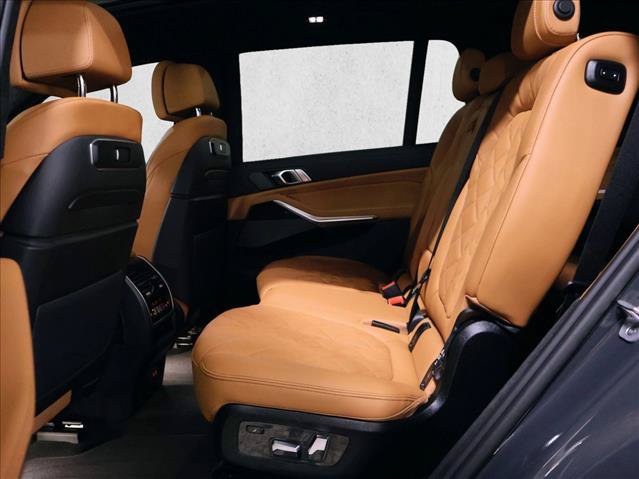 New 2027 BMW X7 xDrive40i w/ M Sport Package AWD/4WD image 18