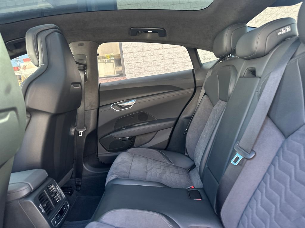 Used 2024 Audi e-tron GT Prestige w/ Prestige Package image 15