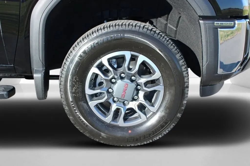 New 2026 GMC Sierra 3500 SLT AWD/4WD image 42