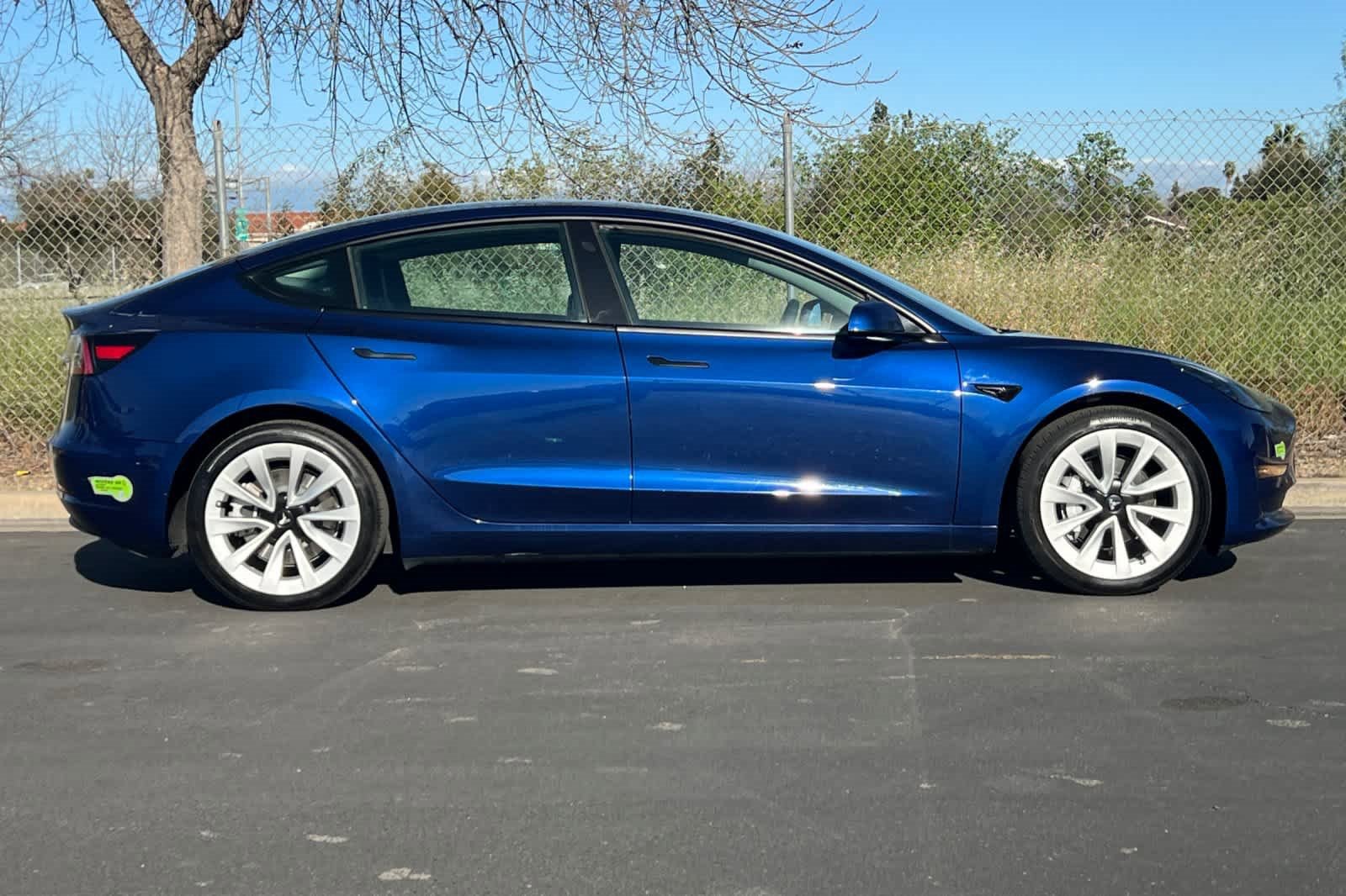 Used 2023 Tesla Model 3 Standard Range image 8