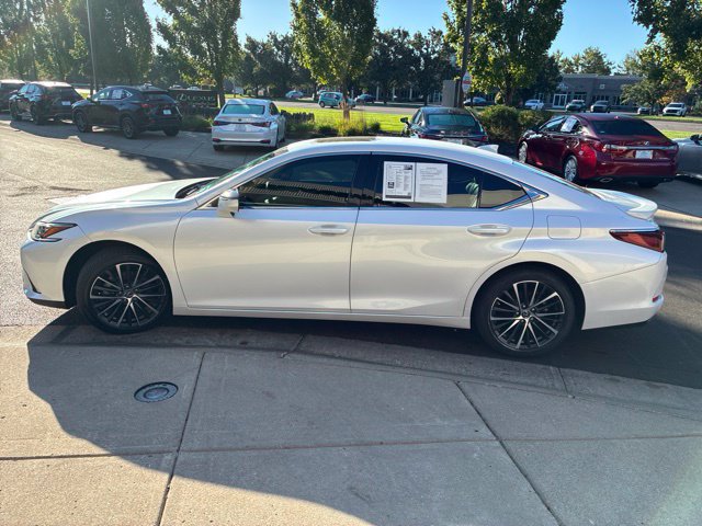 Used 2024 Lexus ES 350 w/ Premium Package FWD image 5