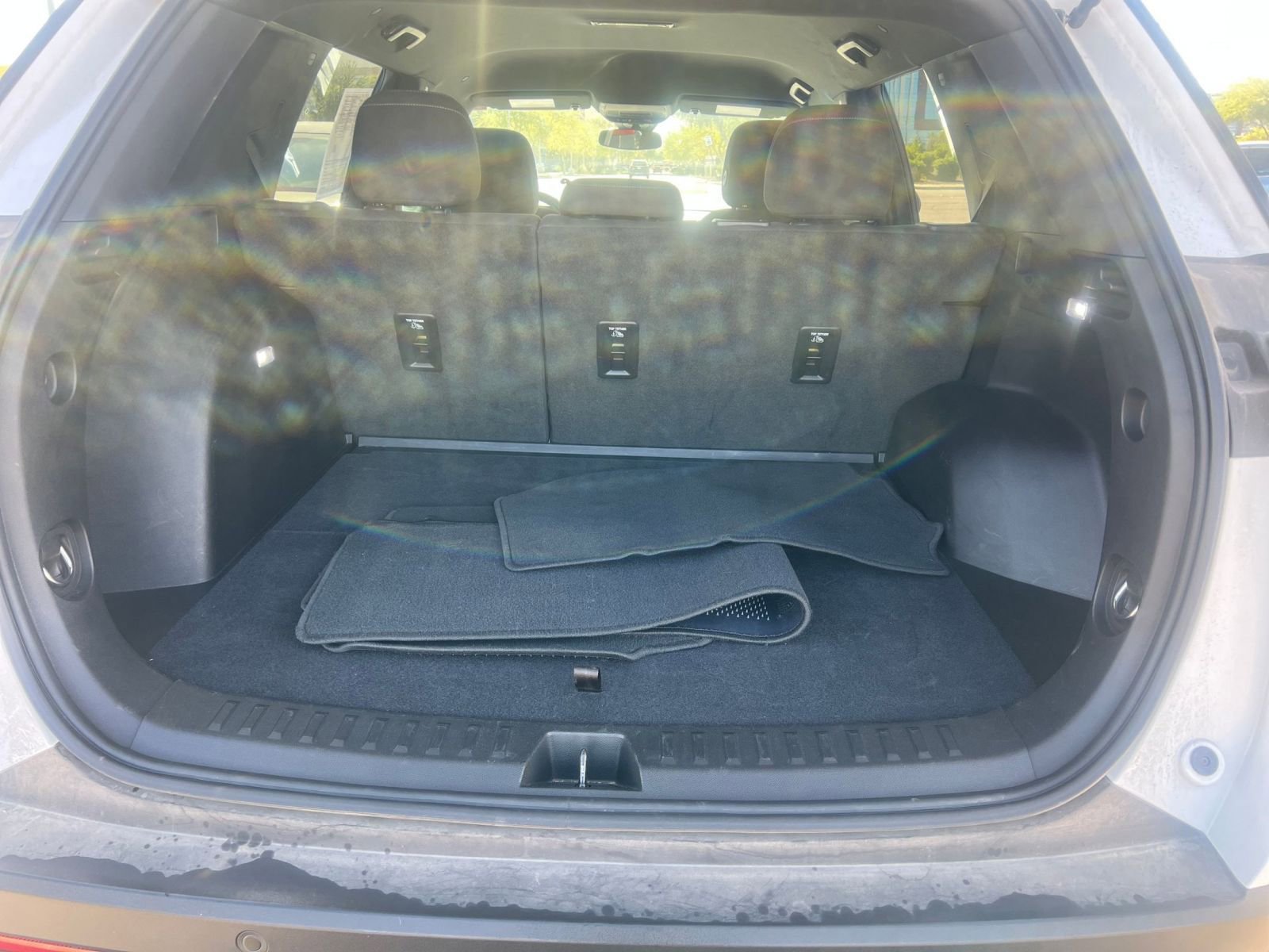 Used 2025 Chevrolet Equinox LT image 31