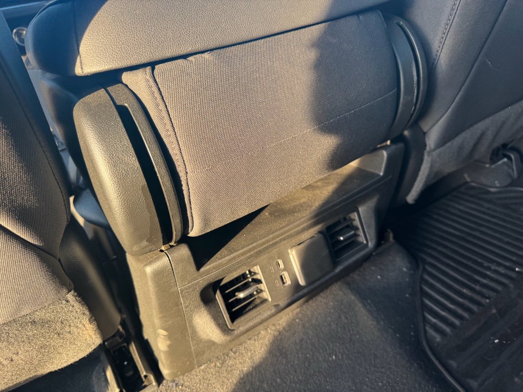 Used 2024 Chevrolet Silverado 1500 LT image 13