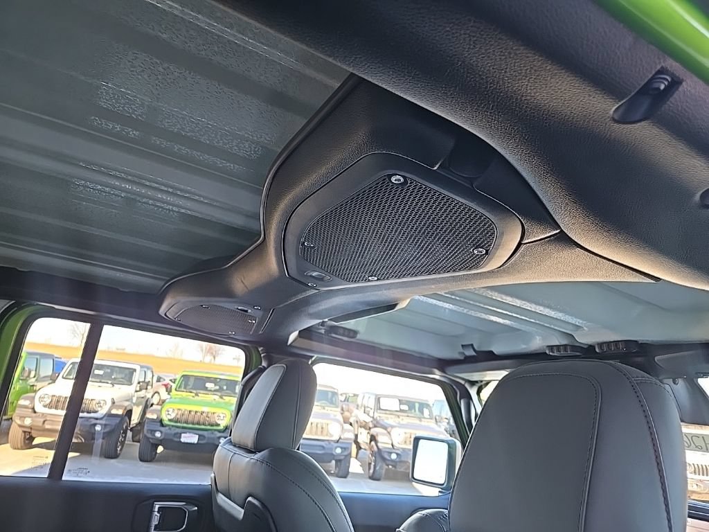 New 2026 Jeep Gladiator Mojave w/ Safety Group AWD/4WD image 86