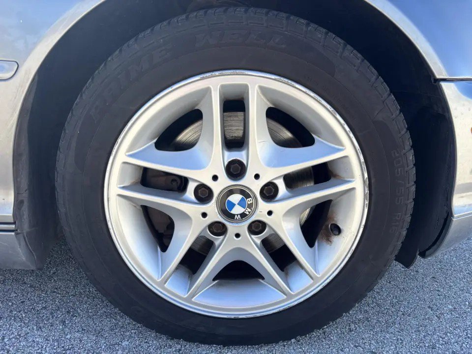 Used 2004 BMW 325Ci Convertible RWD image 33