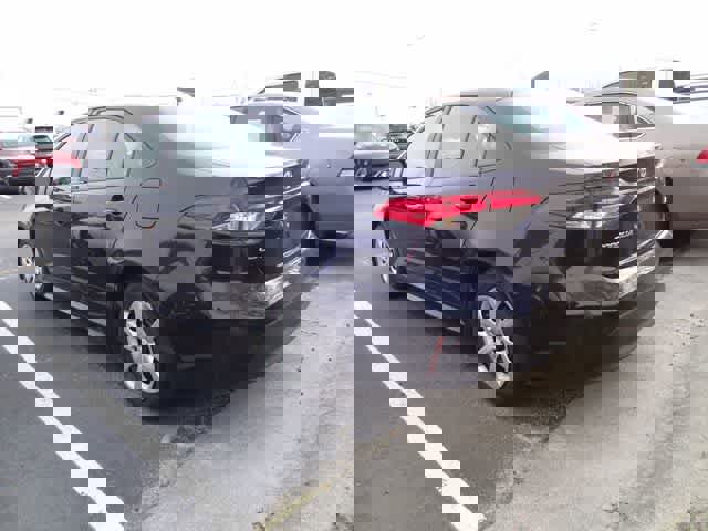 Used 2023 Toyota Corolla LE image 8