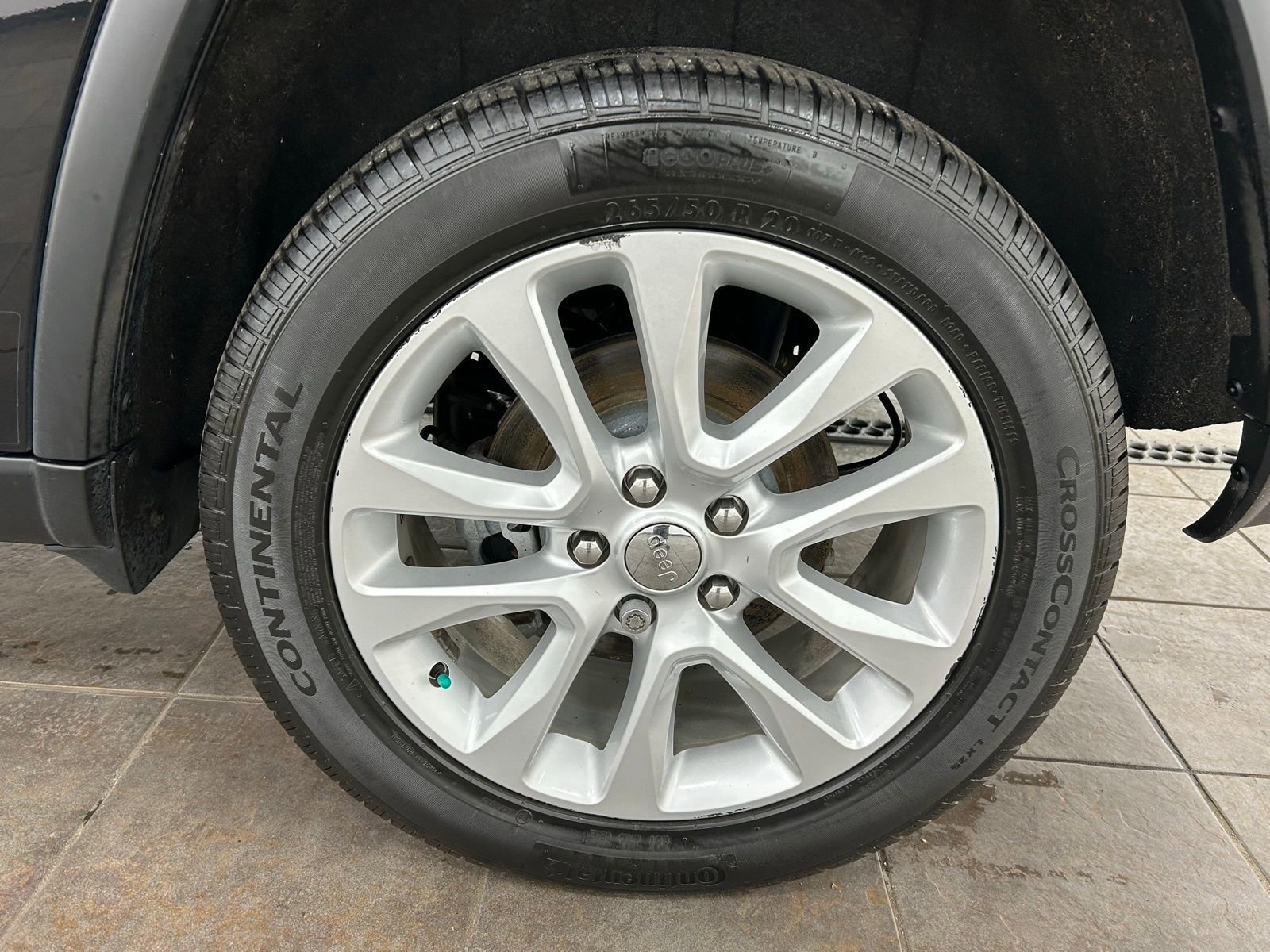 Used 2017 Jeep Grand Cherokee Limited image 35