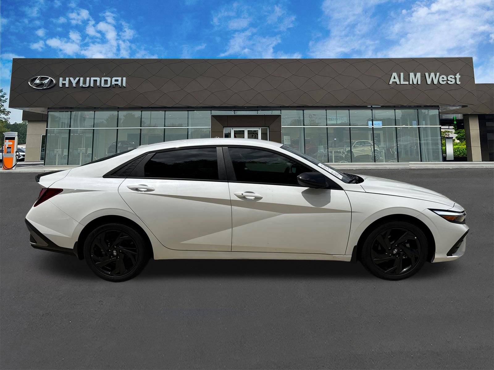Certified 2026 Hyundai Elantra Sport FWD image 4
