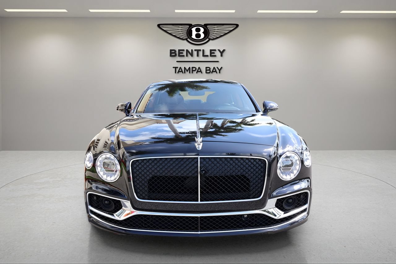 Used 2024 Bentley Flying Spur V8 AWD/4WD image 7