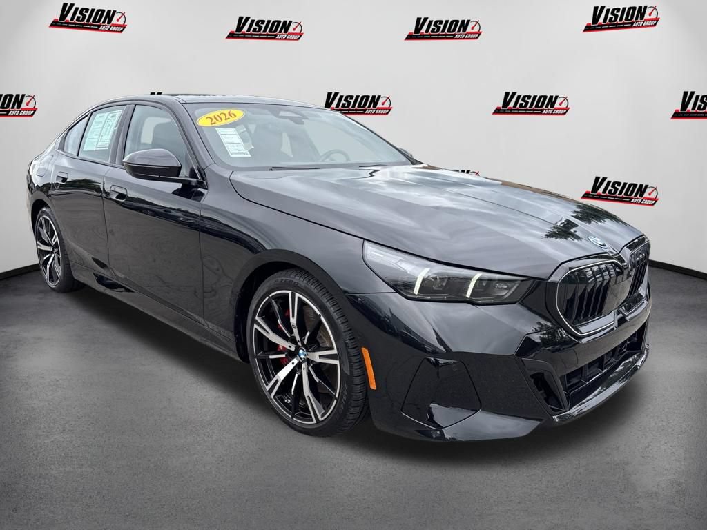 Used 2026 BMW 550e xDrive w/ Premium Package AWD/4WD image 3