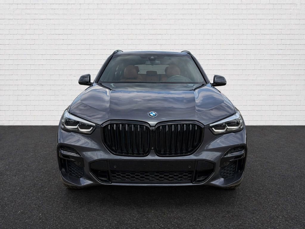 Used 2022 BMW X5 xDrive45e w/ M Sport Package AWD/4WD image 2