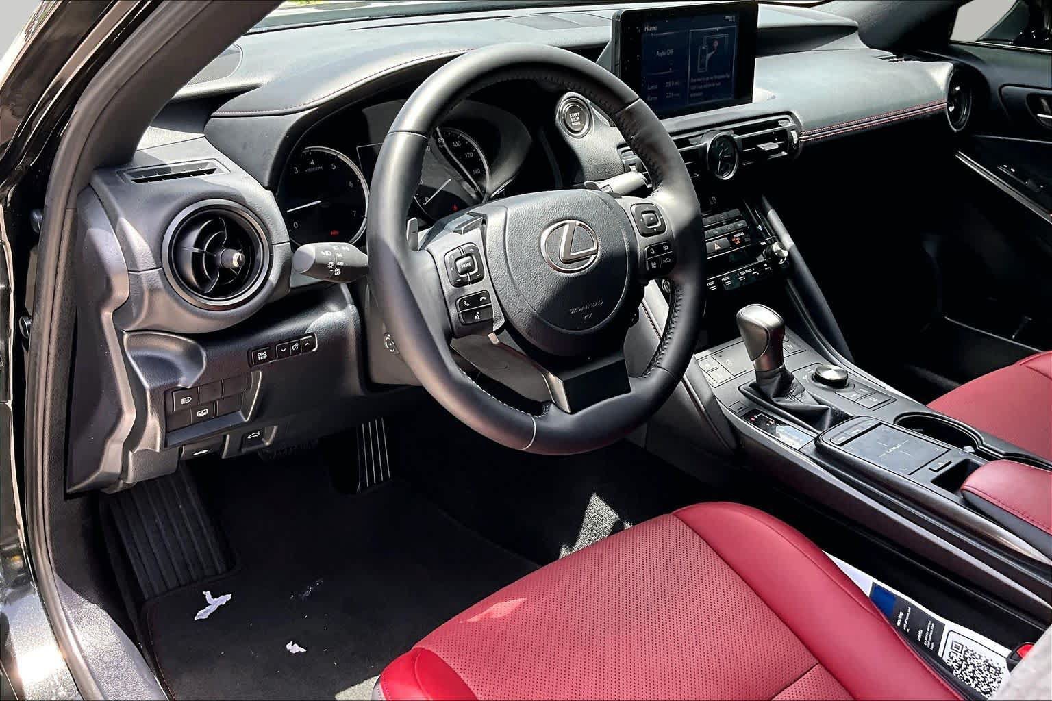 Used 2025 Lexus IS 300 w/ Premium Package RWD image 18