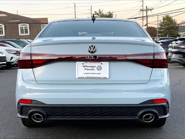 New 2027 Volkswagen Jetta GLI Autobahn FWD image 3