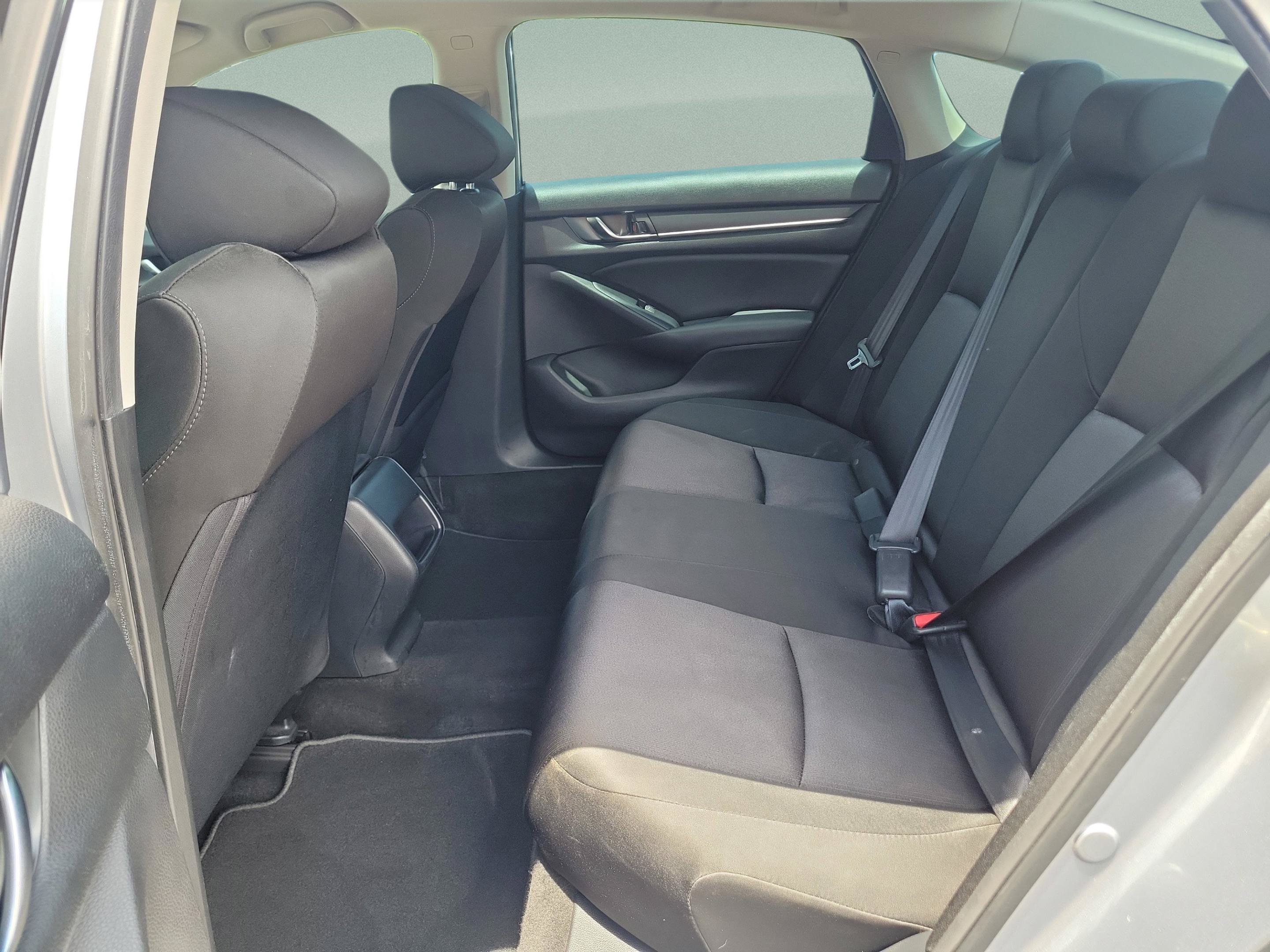 Used 2019 Honda Accord LX image 9