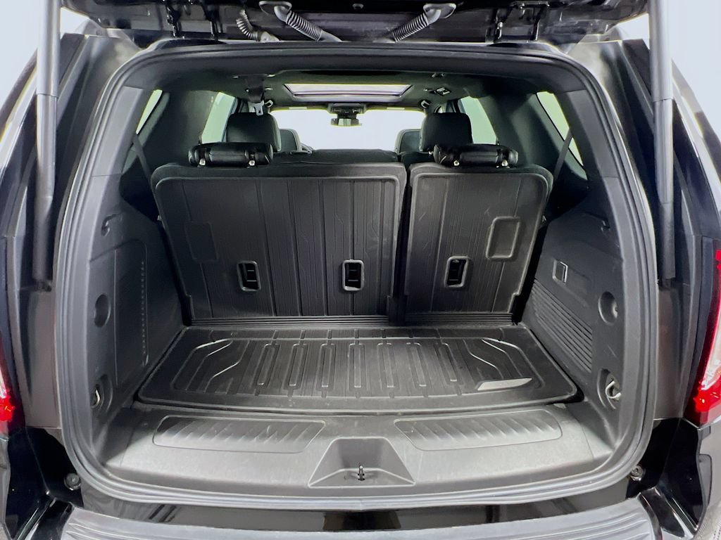 Certified 2024 GMC Yukon SLT w/ LPO, Floor Liner Package AWD/4WD image 26