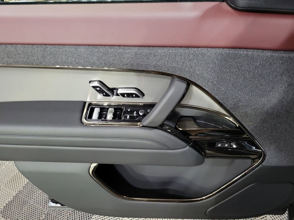 New 2025 Land Rover Range Rover Sport Dynamic SE image 14