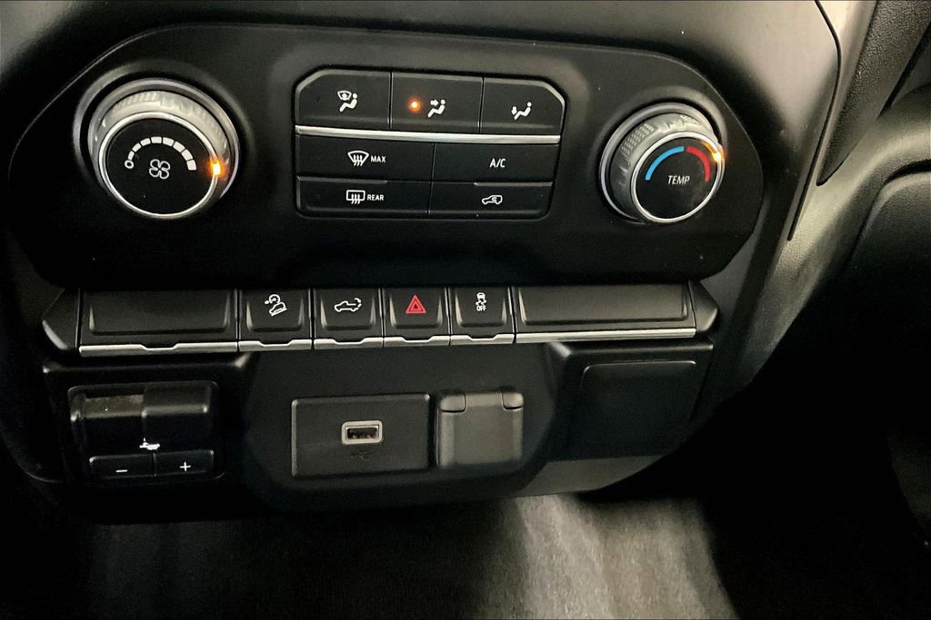 Used 2019 Chevrolet Silverado 1500 Custom Trail Boss w/ Custom Convenience Package AWD/4WD image 15