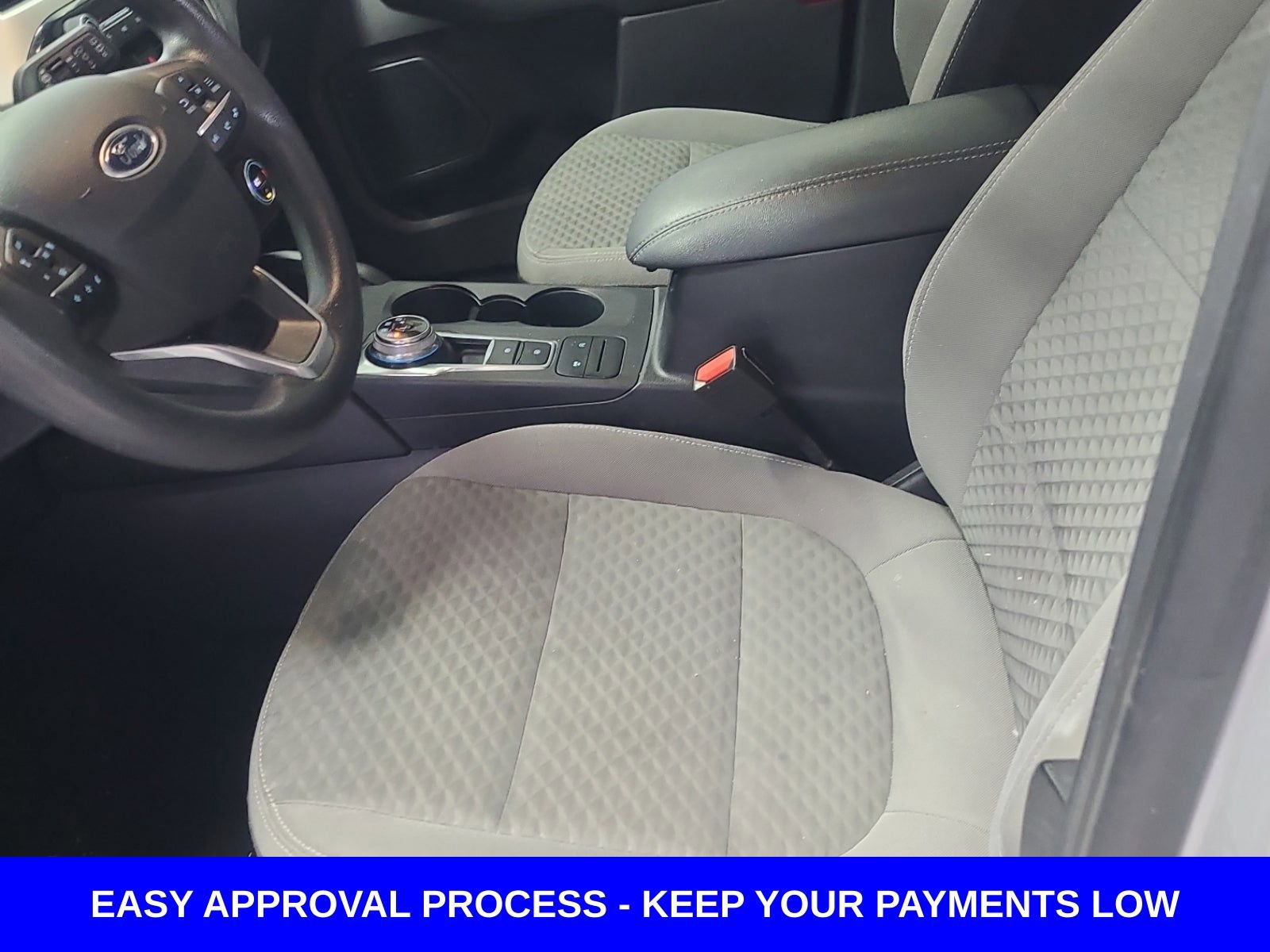 Used 2020 Ford Escape SE image 14