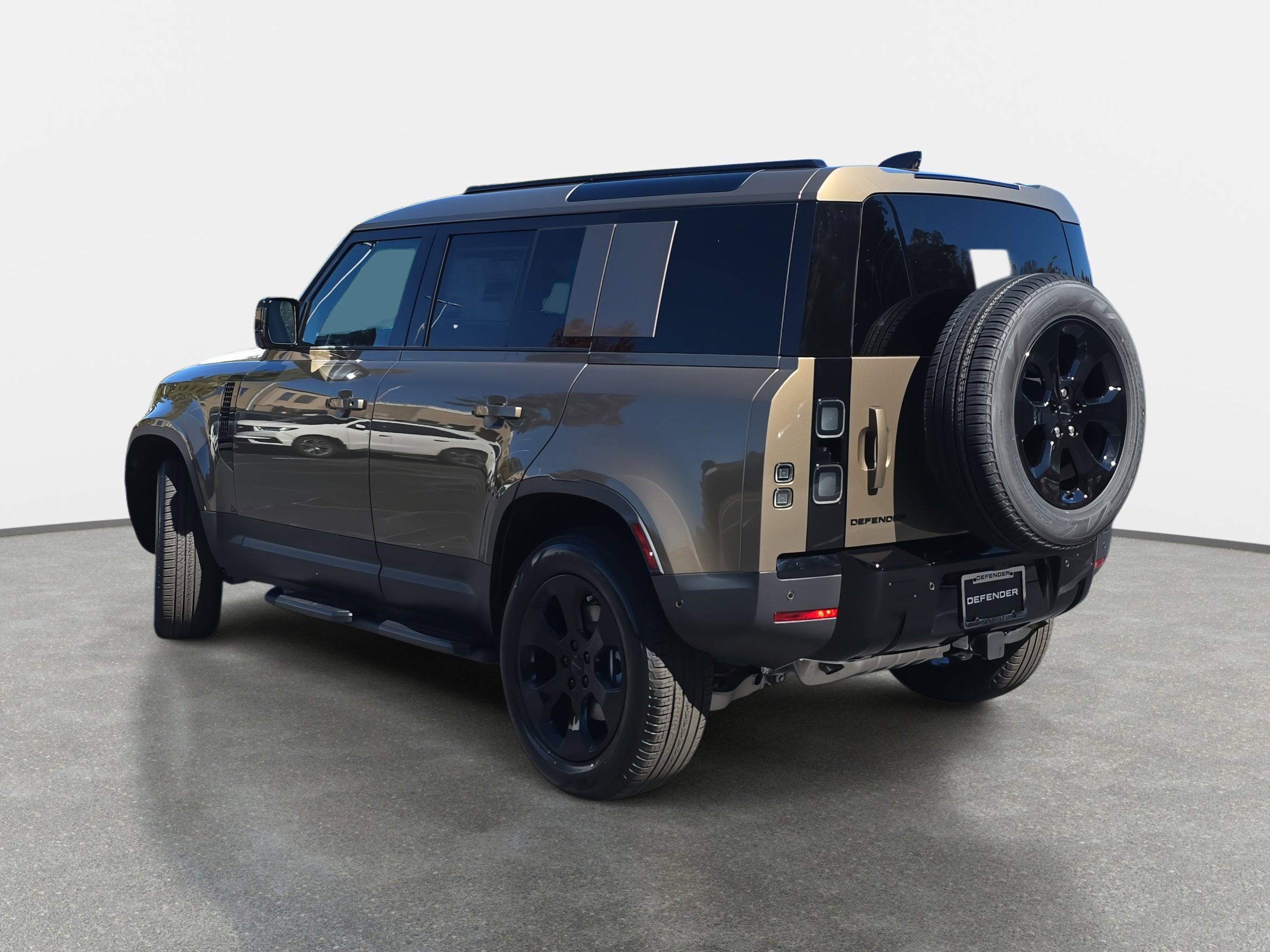 New 2026 Land Rover Defender 110 S image 7