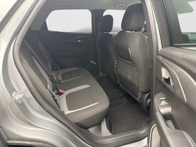 Used 2025 Chevrolet TrailBlazer LT w/ Driver Confidence Package AWD/4WD image 17