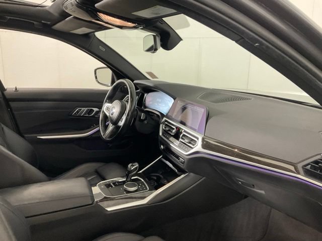 Used 2021 BMW 330i xDrive Sedan w/ M Sport Package AWD/4WD image 25