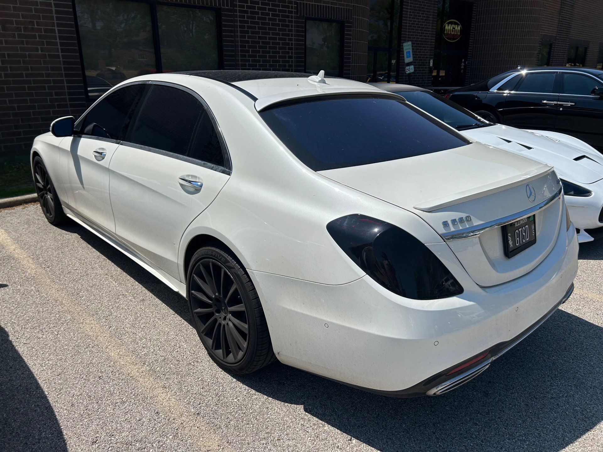 Used 2019 Mercedes-Benz S 560 4MATIC Sedan image 4