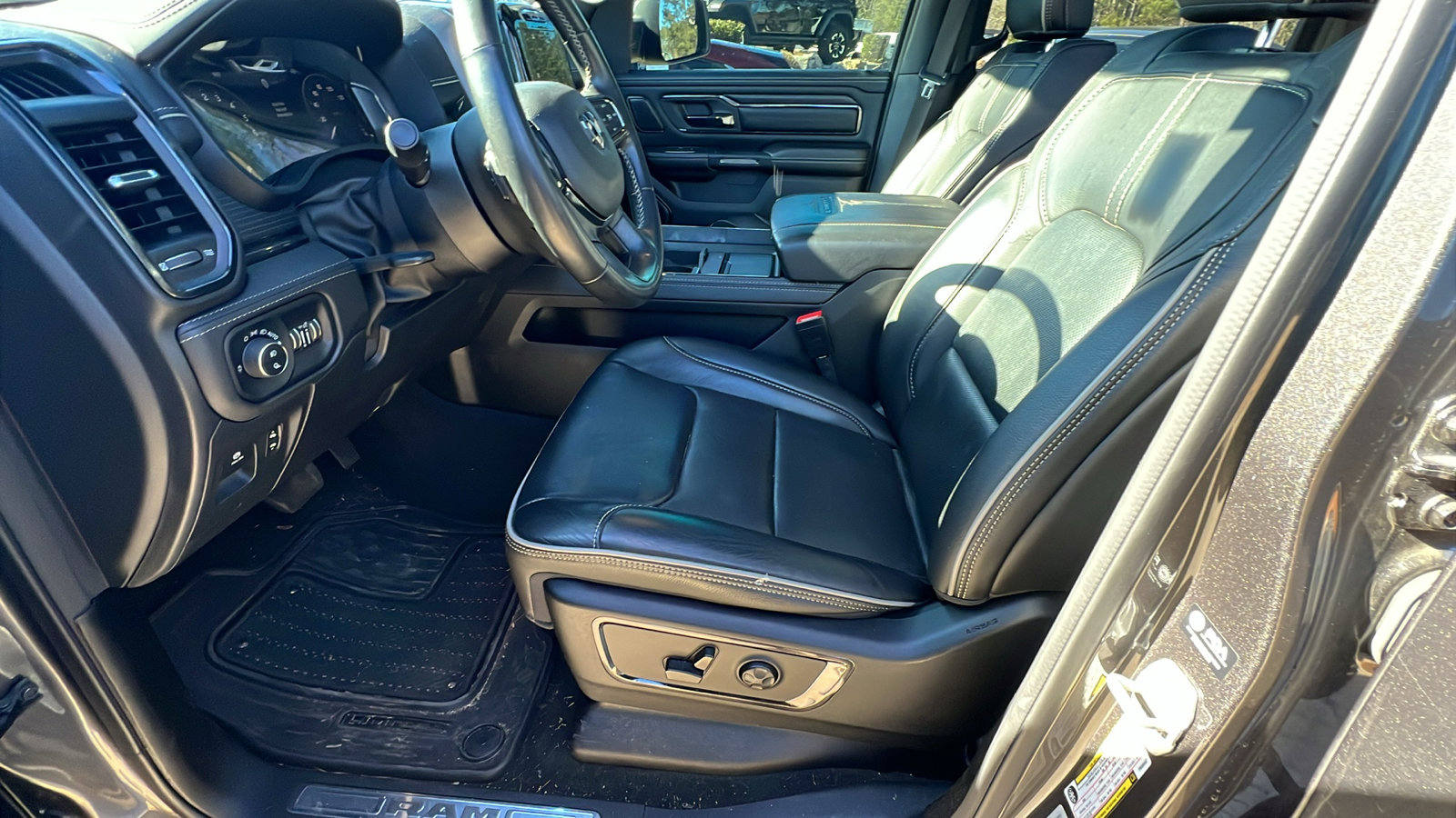 Used 2023 RAM 1500 Limited w/ Night Edition image 16